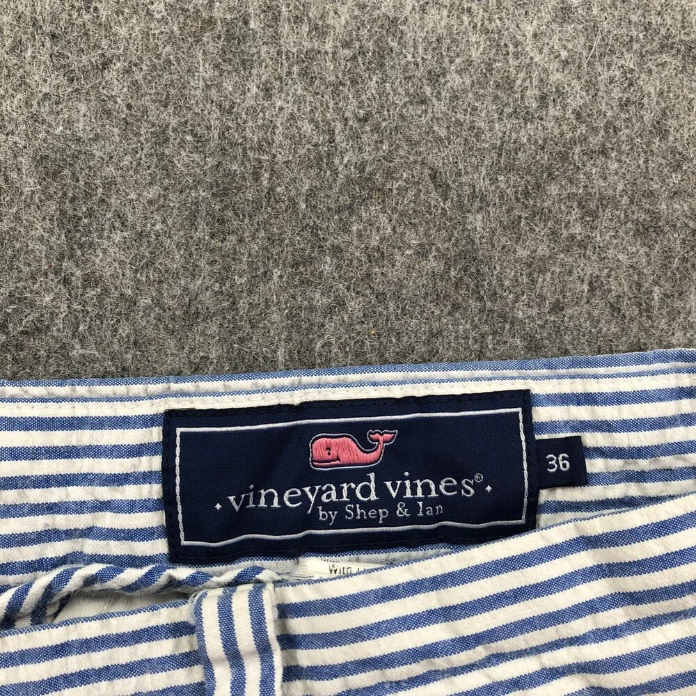 Vineyard Vines Shorts Mens 36 Blue Striped Chino Flat Front 10 Inseam Seersucker